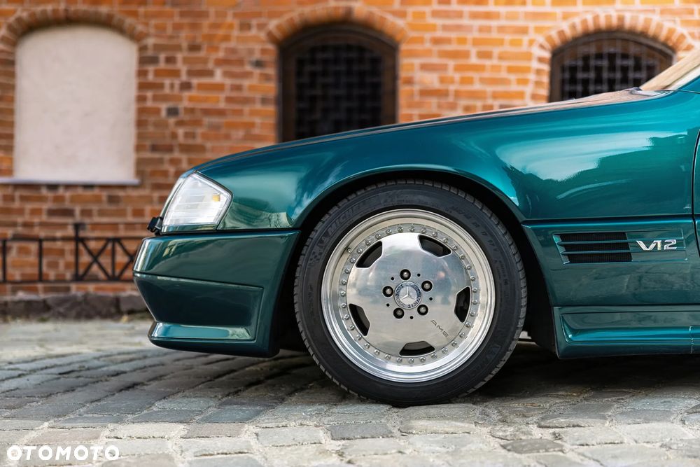 Mercedes-Benz SL - 17