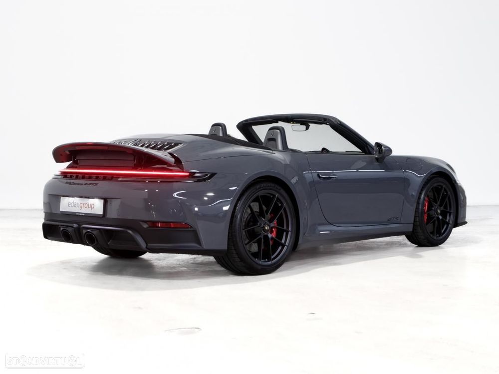 Porsche 911 (992) Carrera 4 GTS - 3