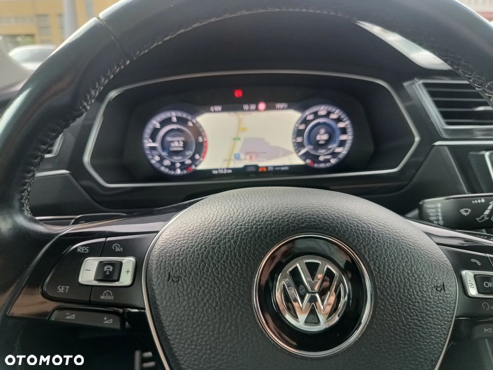 Volkswagen Tiguan - 34