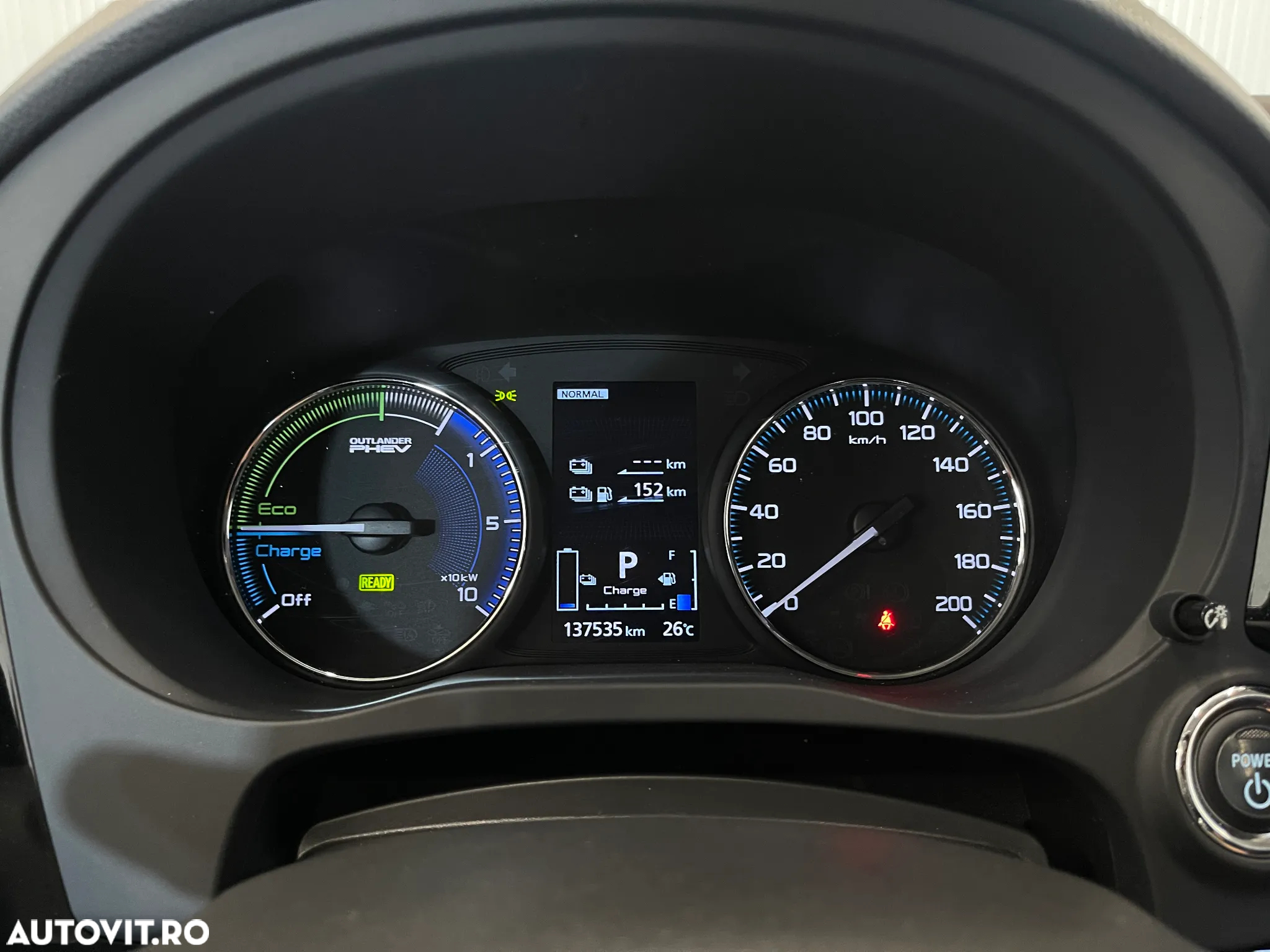 Mitsubishi Outlander 2.4 4WD Plug-In Hybrid - 22
