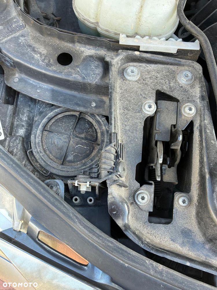BMW Seria 3 318d - 17