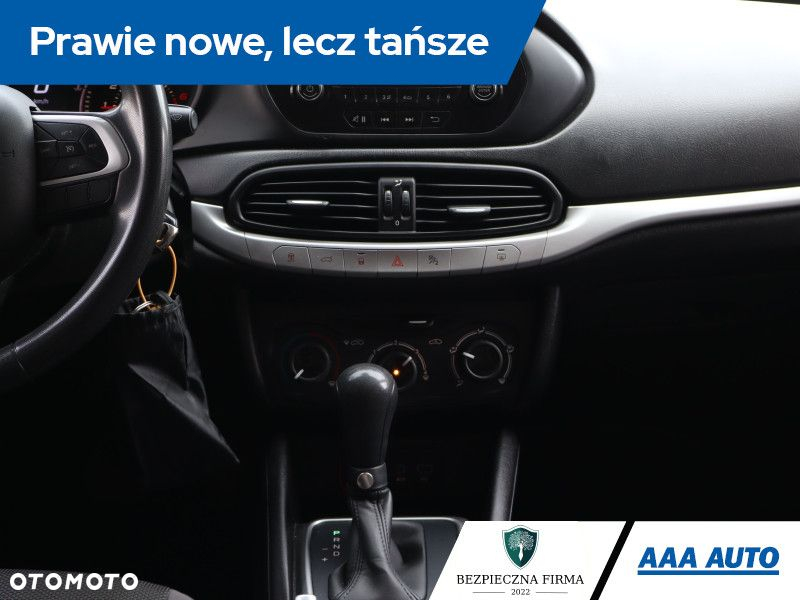 Fiat Tipo - 12