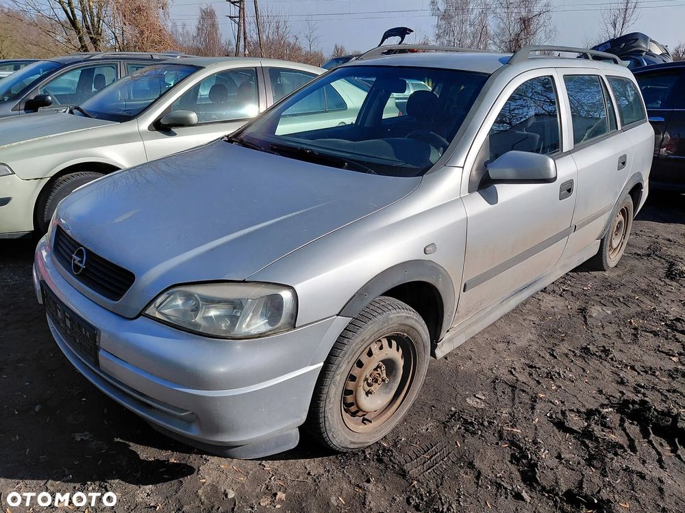 Na części Opel Astra Caravan  Rok 2000 Pojemność 1597 Moc 74 kw Diesel - 1