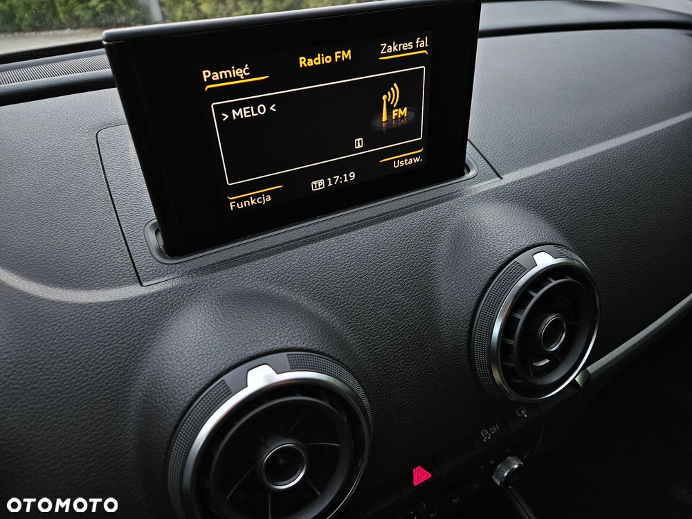 Audi A3 3-drzwiowe 1.6 TDI Attraction - 32