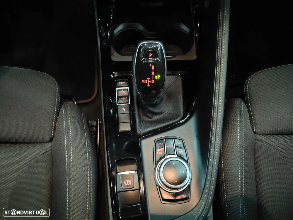 BMW X2 18 d sDrive Auto - 14