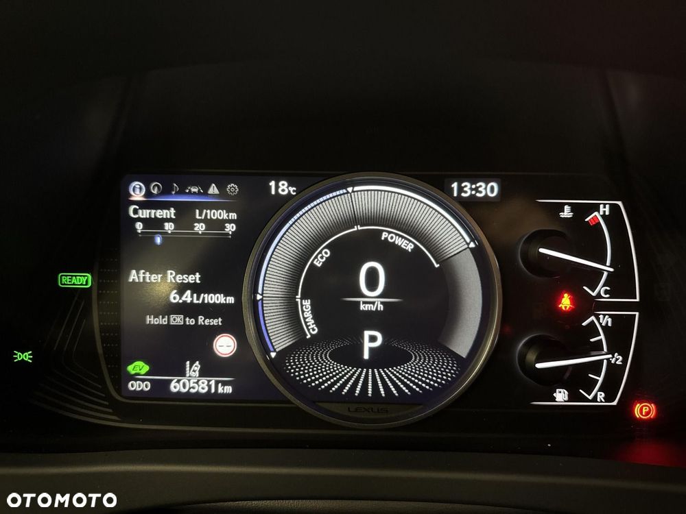 Lexus UX 250h GPF F Sport Design 2WD - 15