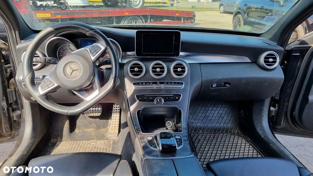 Mercedes-Benz Klasa C - 31