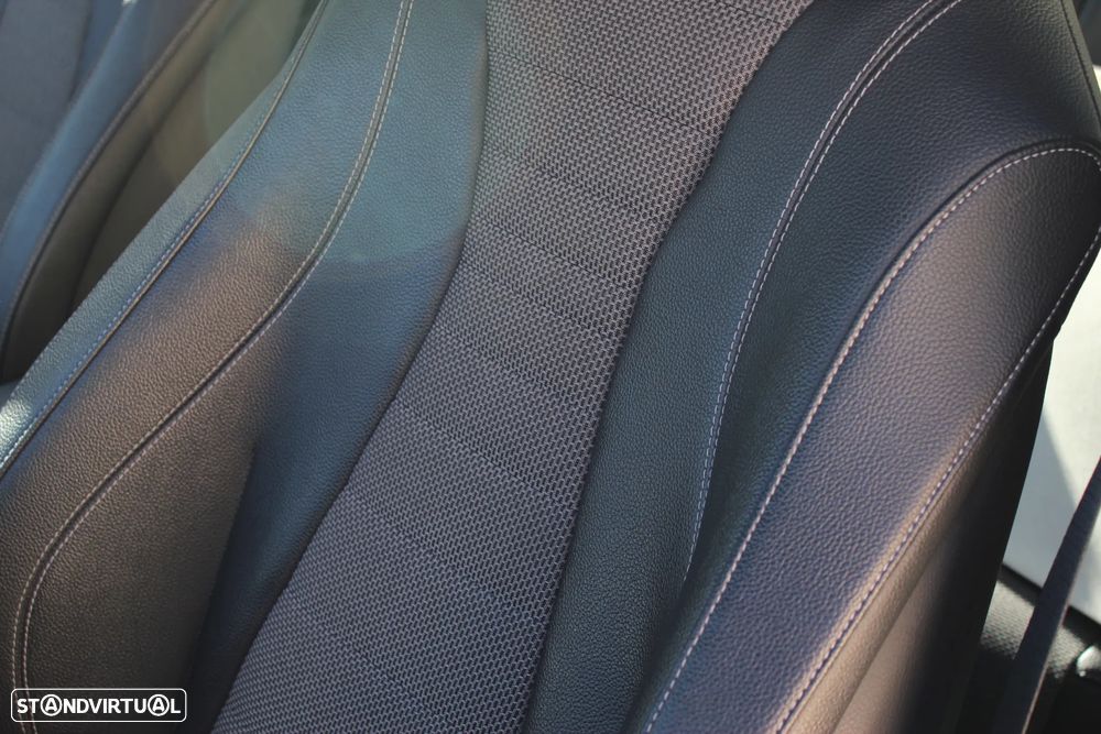 Mercedes-Benz E 220 d Avantgarde - 9