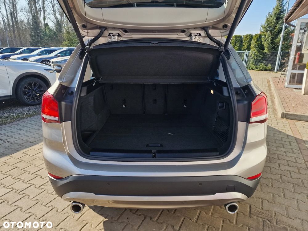 BMW X1 sDrive20i Advantage sport - 16