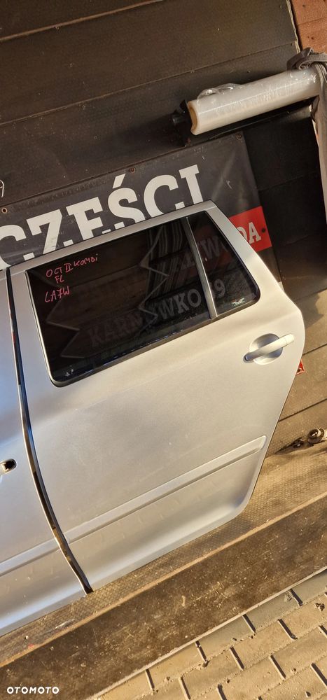DRZWI LEWE PRZÓD TYŁ SKODA OCTAVIA II LIFT KOMBI LA7W - 9