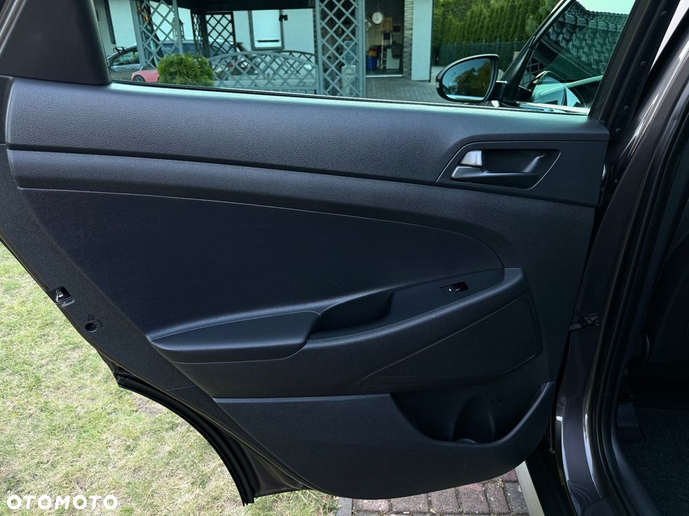 Hyundai Tucson blue 1.6 GDi 2WD Passion - 12