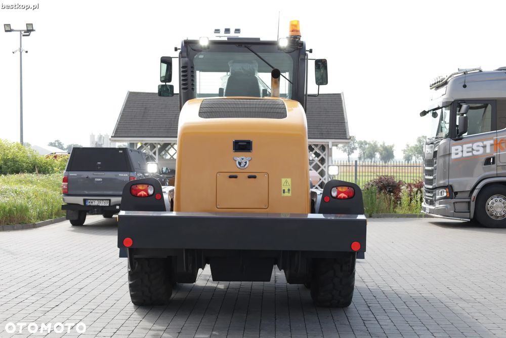 Case 836C AWD - 8