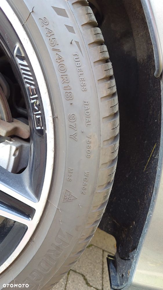 Mercedes-Benz Klasa C 200 9G-TRONIC AMG Line - 37