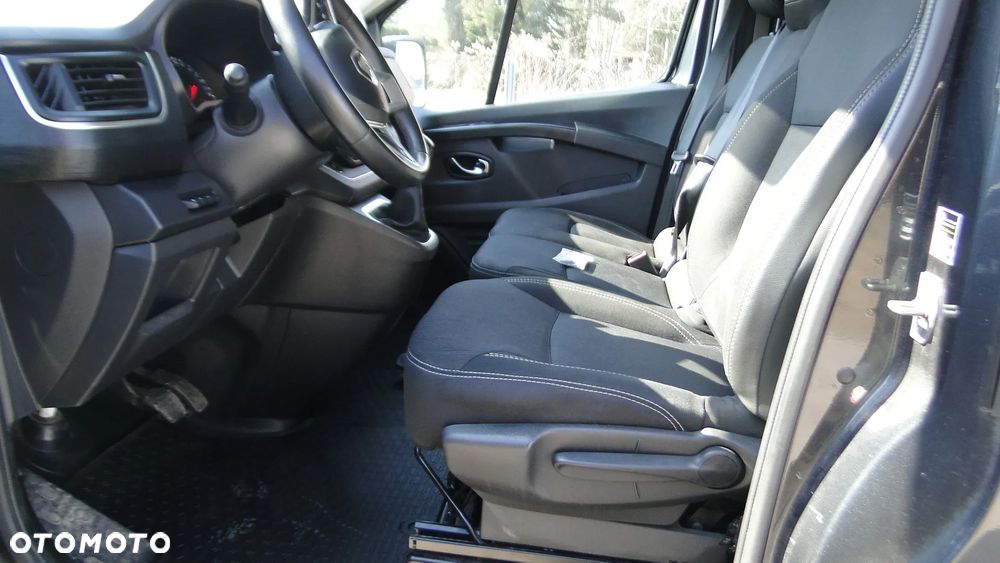 Renault Trafic - 10
