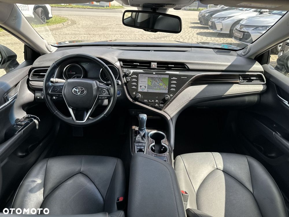 Toyota Camry 2.5 Hybrid Executive CVT - 5
