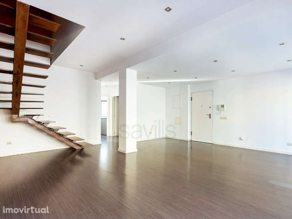 Apartamento T2 duplex com garagem, Campo Santana, Lisboa - Grande imagem: 4/23