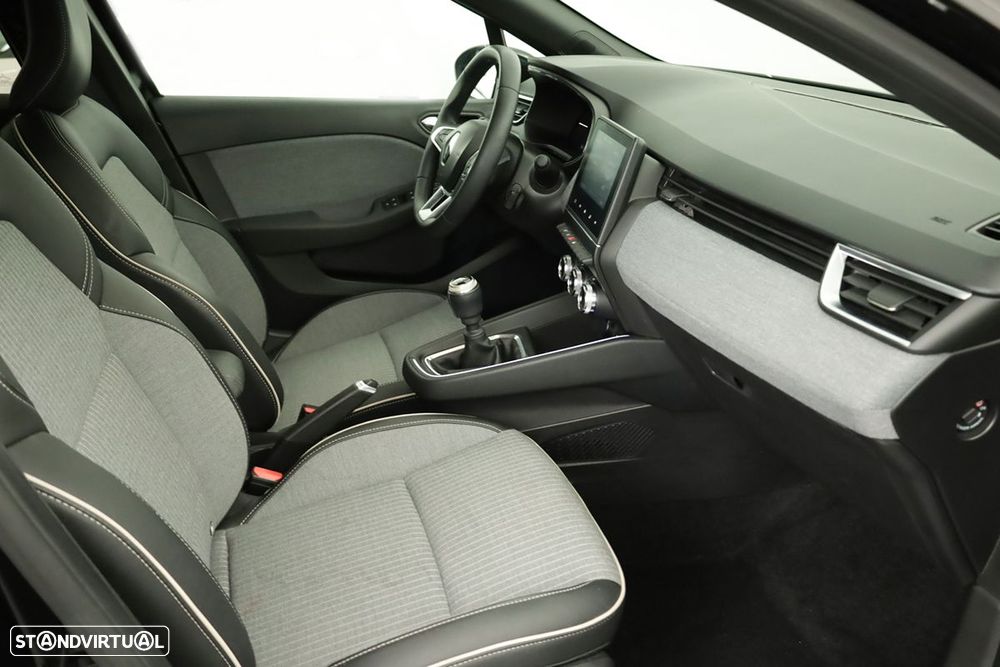 Renault Clio 1.0 TCe Techno Bi-Fuel - 22