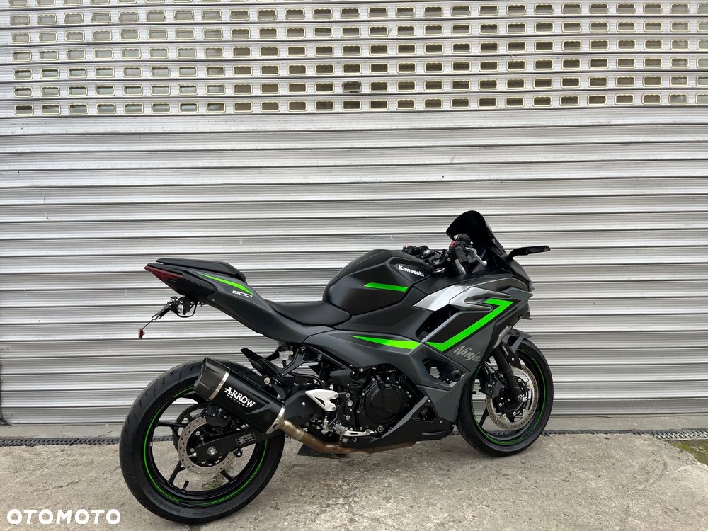 Kawasaki Ninja - 17