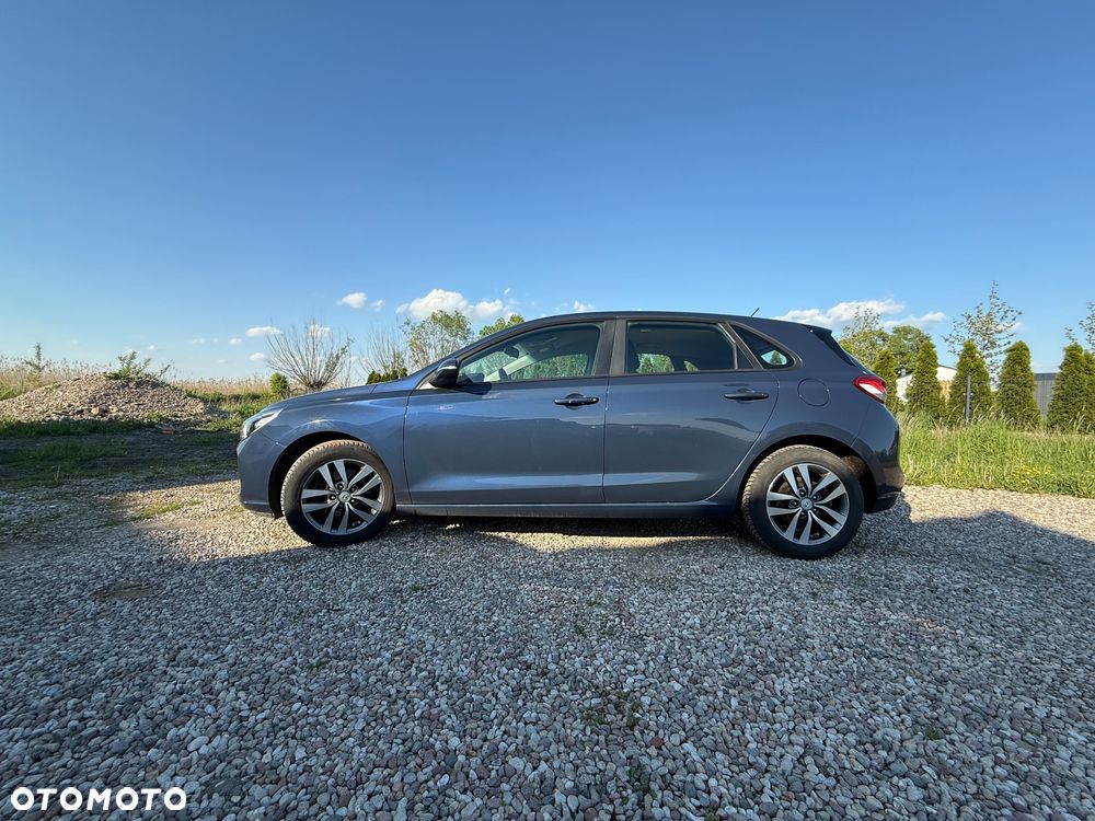 Hyundai i30 1.4 Premiere Comfort - 6