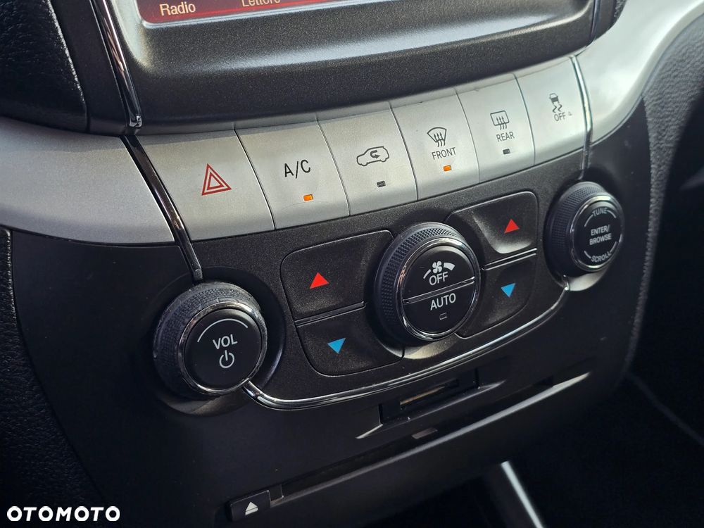 Fiat Freemont 2.0 Multijet Lounge AWD - 29