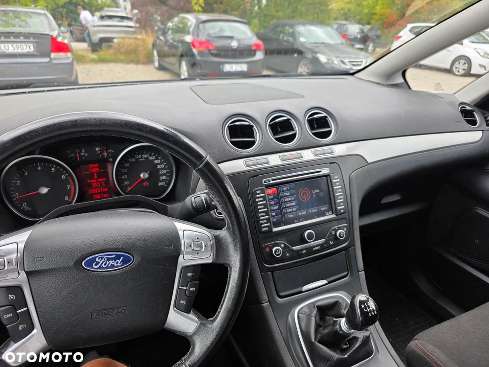 Ford S-Max - 7