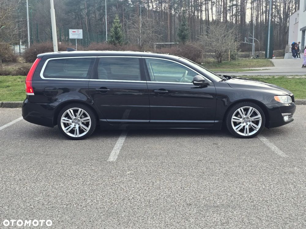 Volvo V70 D2 Summum - 22