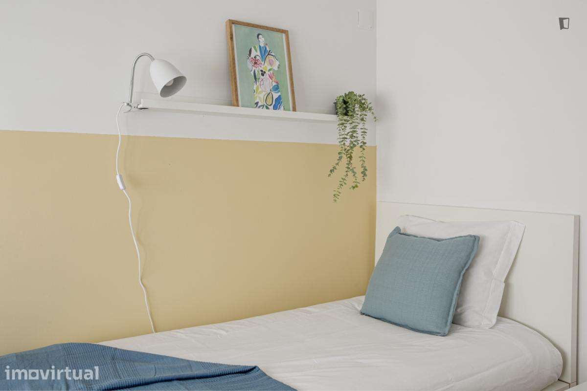 Quarto - localizado em Sete Rios Lisbon - Grande imagem: 5/20