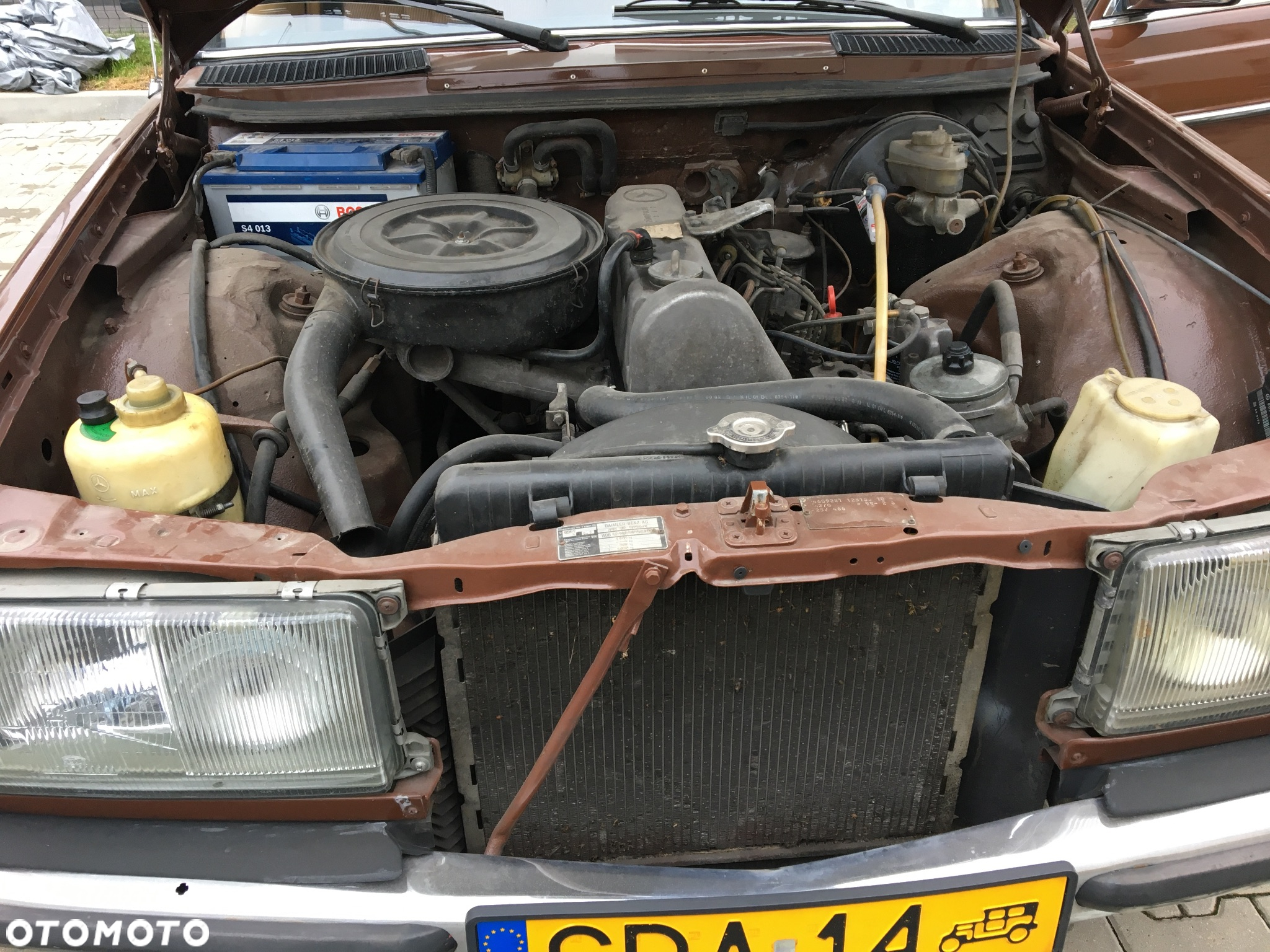 Mercedes-Benz W123 - 28