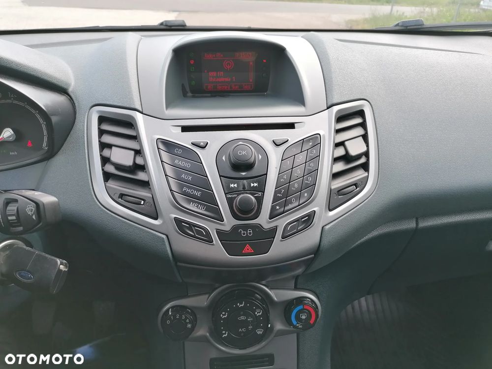 Ford Fiesta - 14