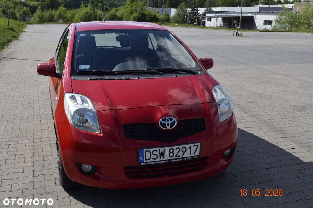 Toyota Yaris - 2