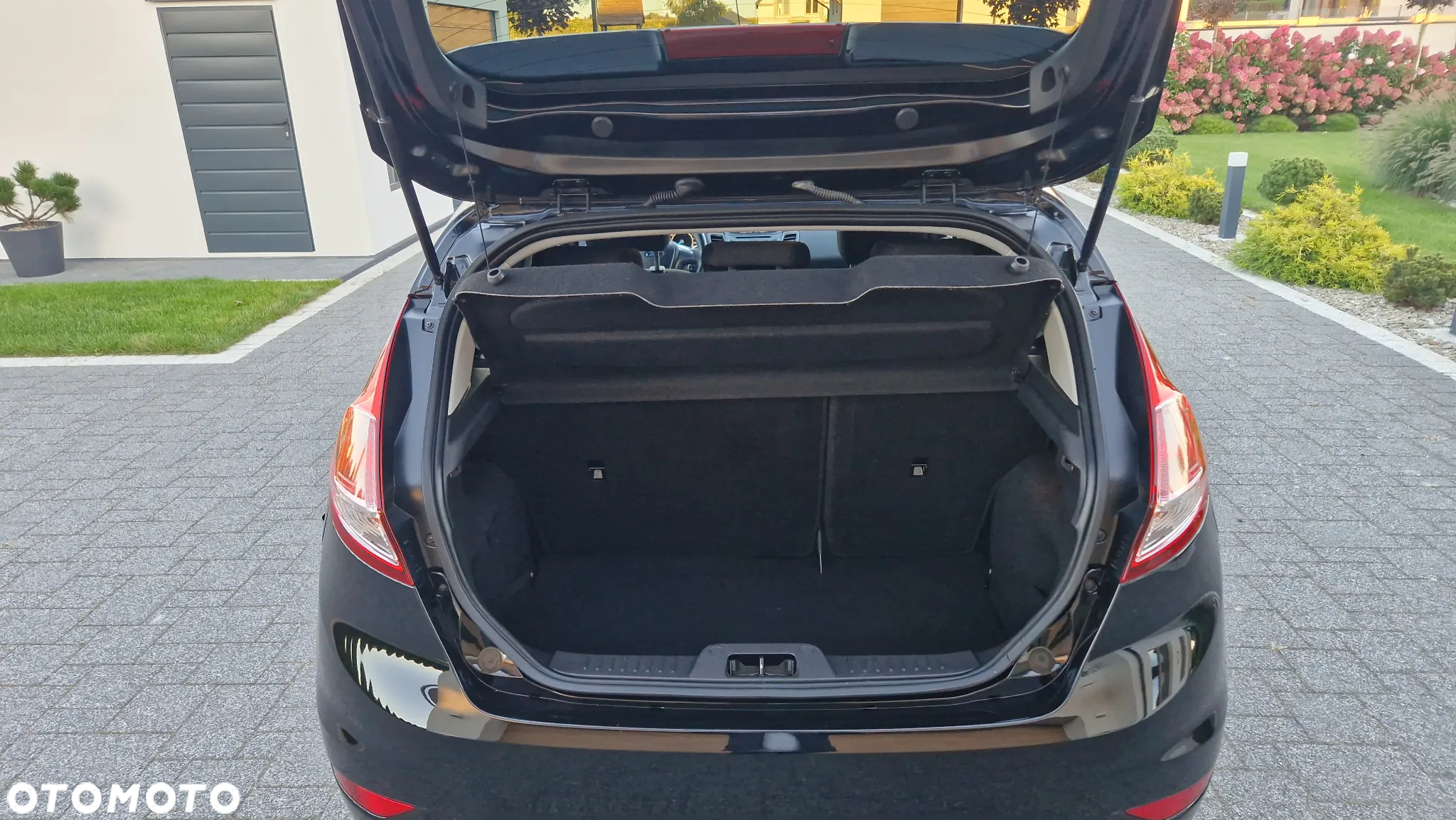 Ford Fiesta 1.0 EcoBoost Titanium - 33