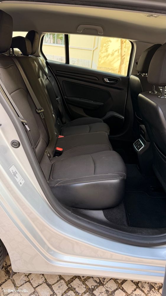 Renault Mégane Sport Tourer 1.5 dCi Zen - 14