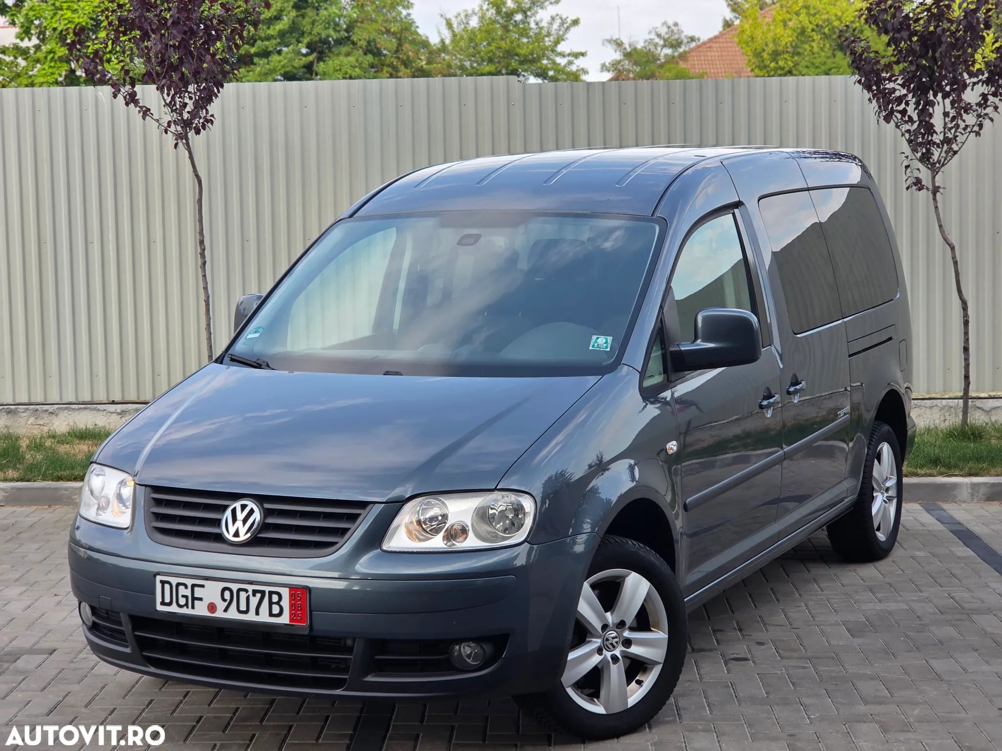 Volkswagen Caddy 1.9 TDI DPF Maxi Life Team (7-Si.) - 1
