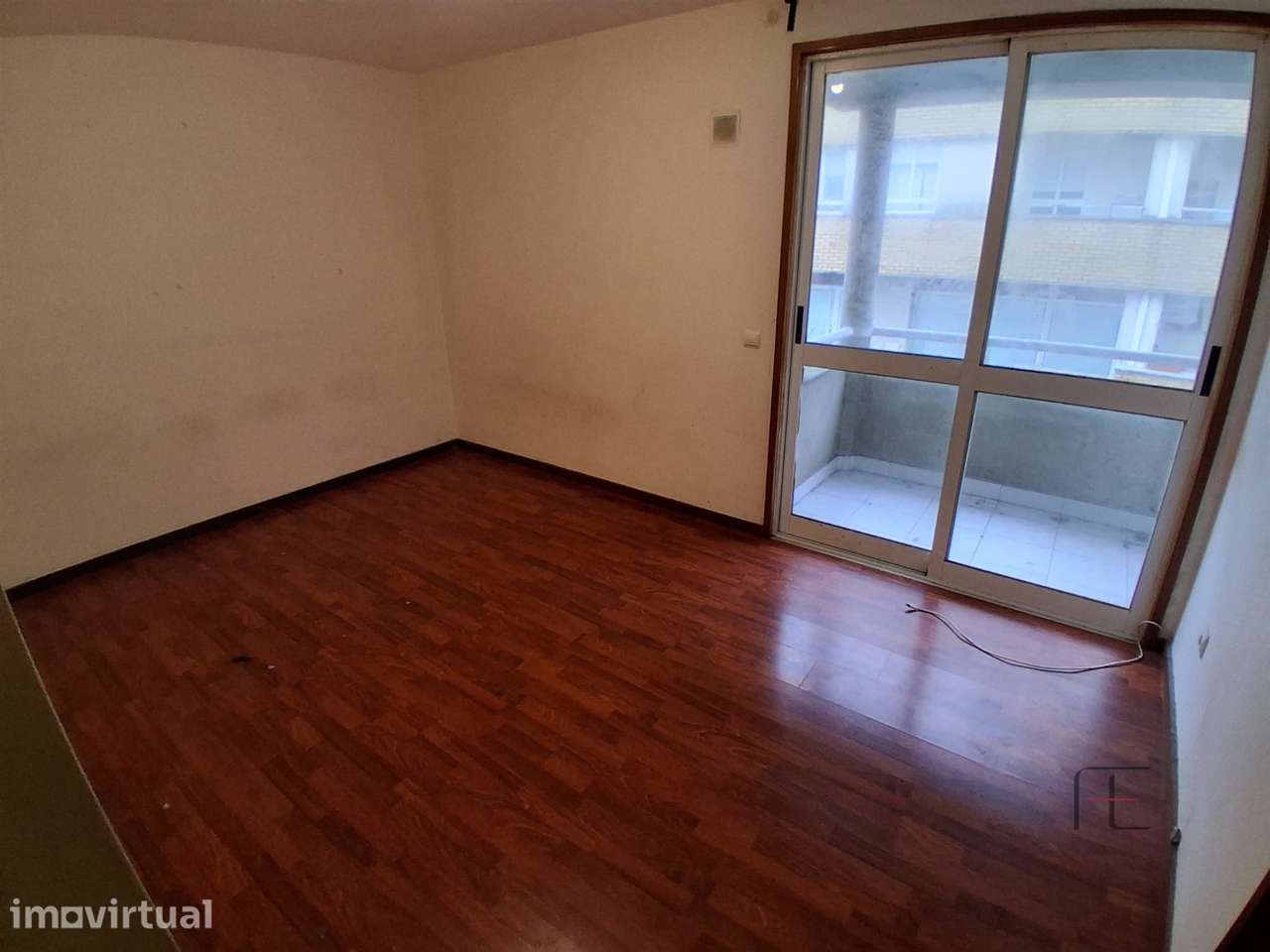 Apartamento T3 Remodelado em Baguim do Monte - Grande imagem: 4/15