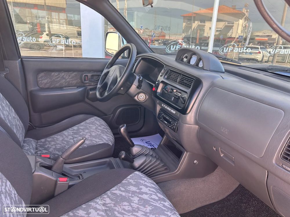 Mitsubishi L200 2.5 TD Club Strakar - 18