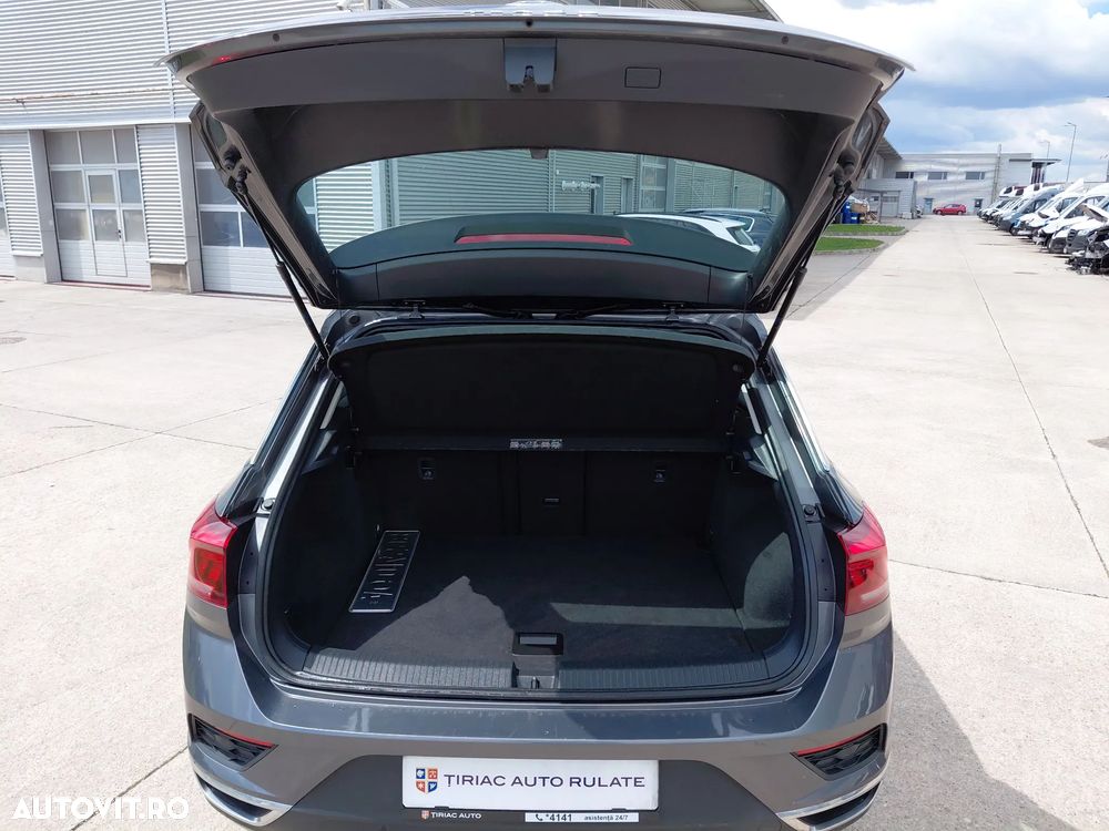 Volkswagen T-Roc - 17