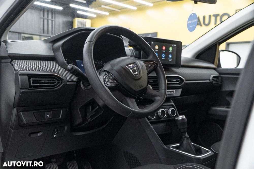 Dacia Logan TCe 90 MT6 Prestige - 6