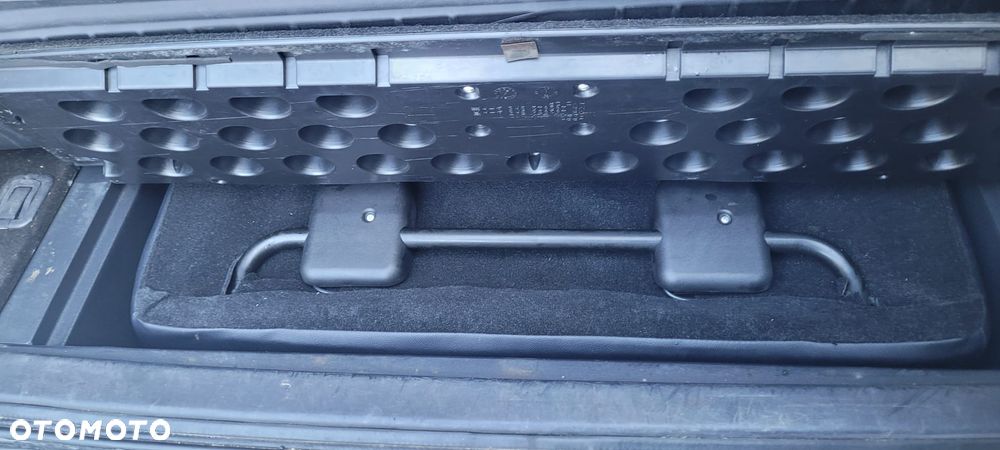 Mitsubishi Pajero - 8