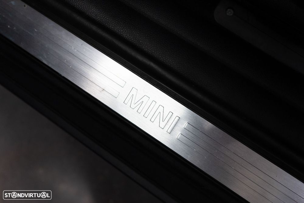 MINI 3 Portas Cooper D - 21