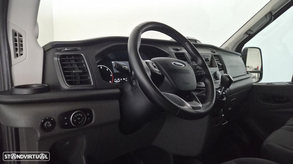 Ford Transit - 10