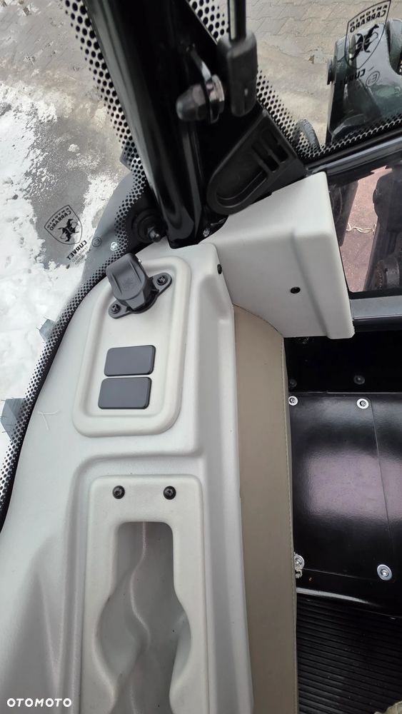 ANTONIO CARRARO TR 8900 TR 8900 silnik KUBOTA Obrotowy Fotel ! Skrzynia bezstopniowa TONY - 23