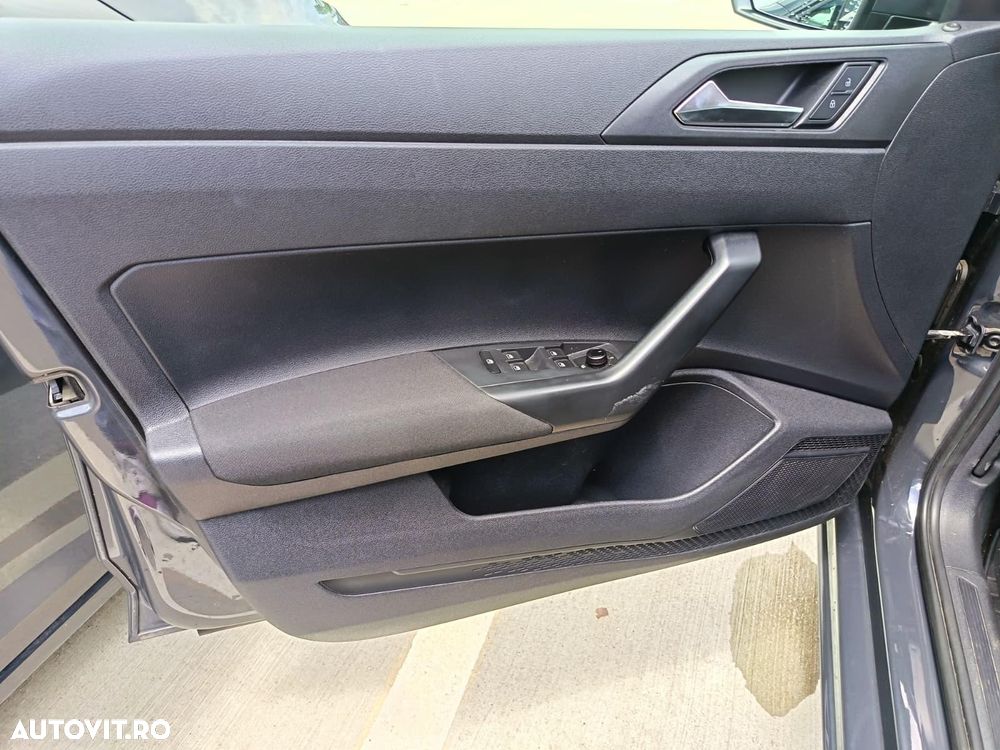 VOLKSWAGEN Golf 2021 — imagine 16