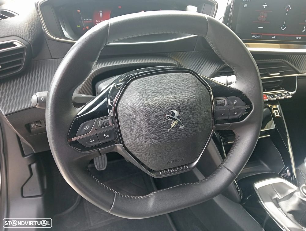 Peugeot 2008 1.2 PureTech Allure - 10