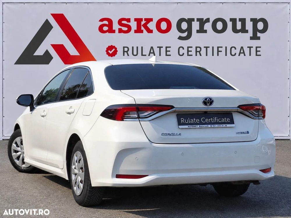 Toyota Corolla 1.8 HSD Business - 9