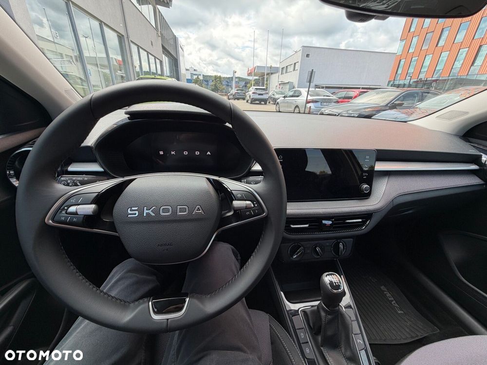 Skoda Fabia 1.0 TSI Edition 130 - 25