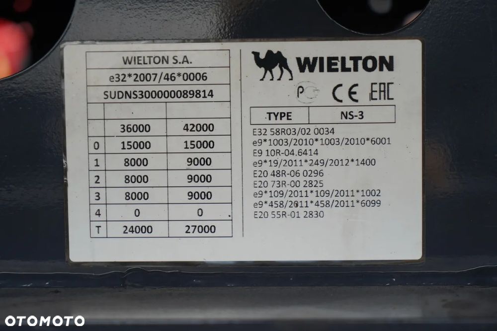 Wielton FIRANKA / STANDARD / OŚ PODNOSZONA / DACH PODNOSZONY / SAF - 28