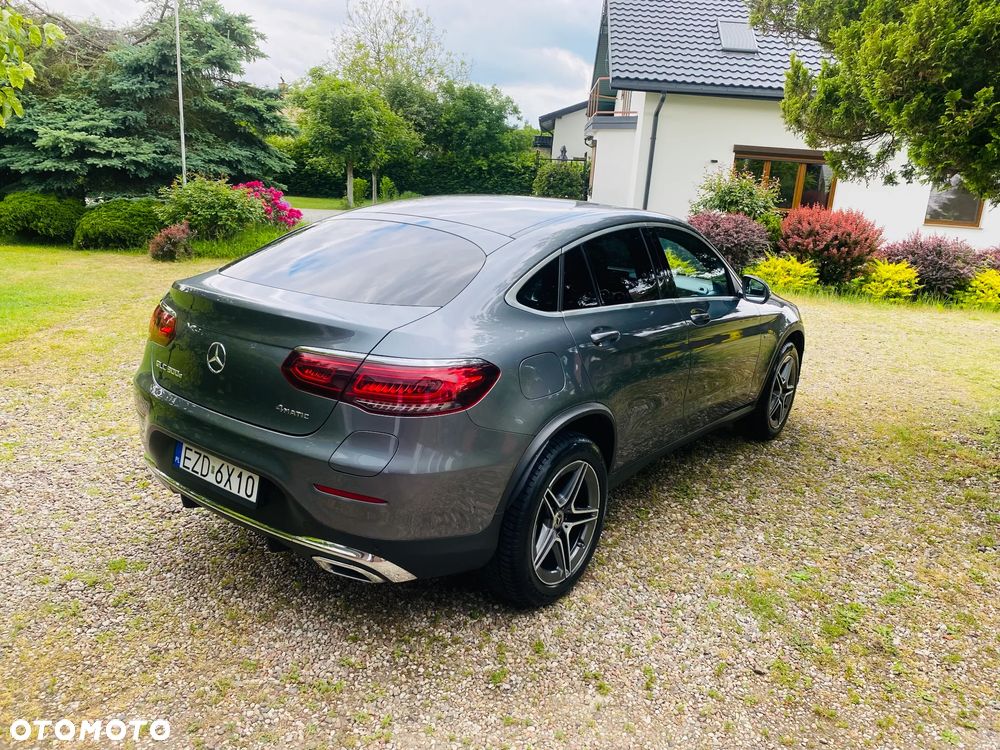 Mercedes-Benz GLC 300 e 4-Matic - 21