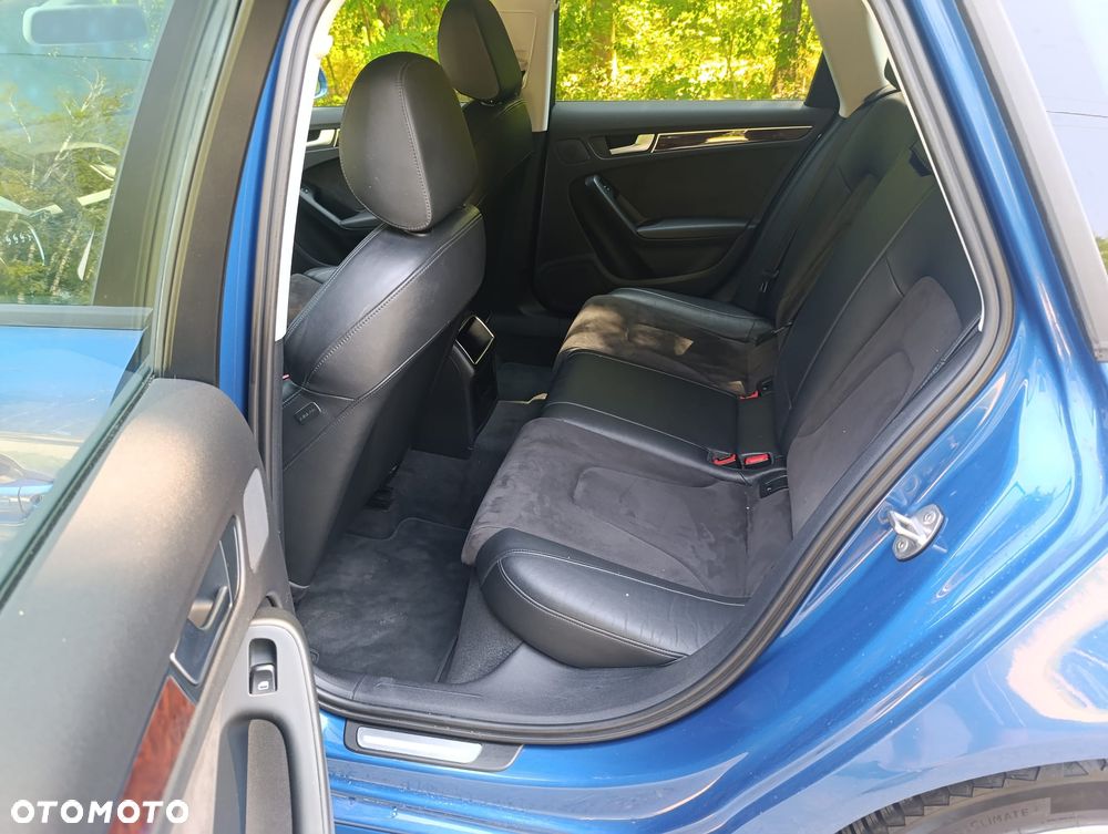 Audi A4 Avant 2.0 TFSI Attraction - 11