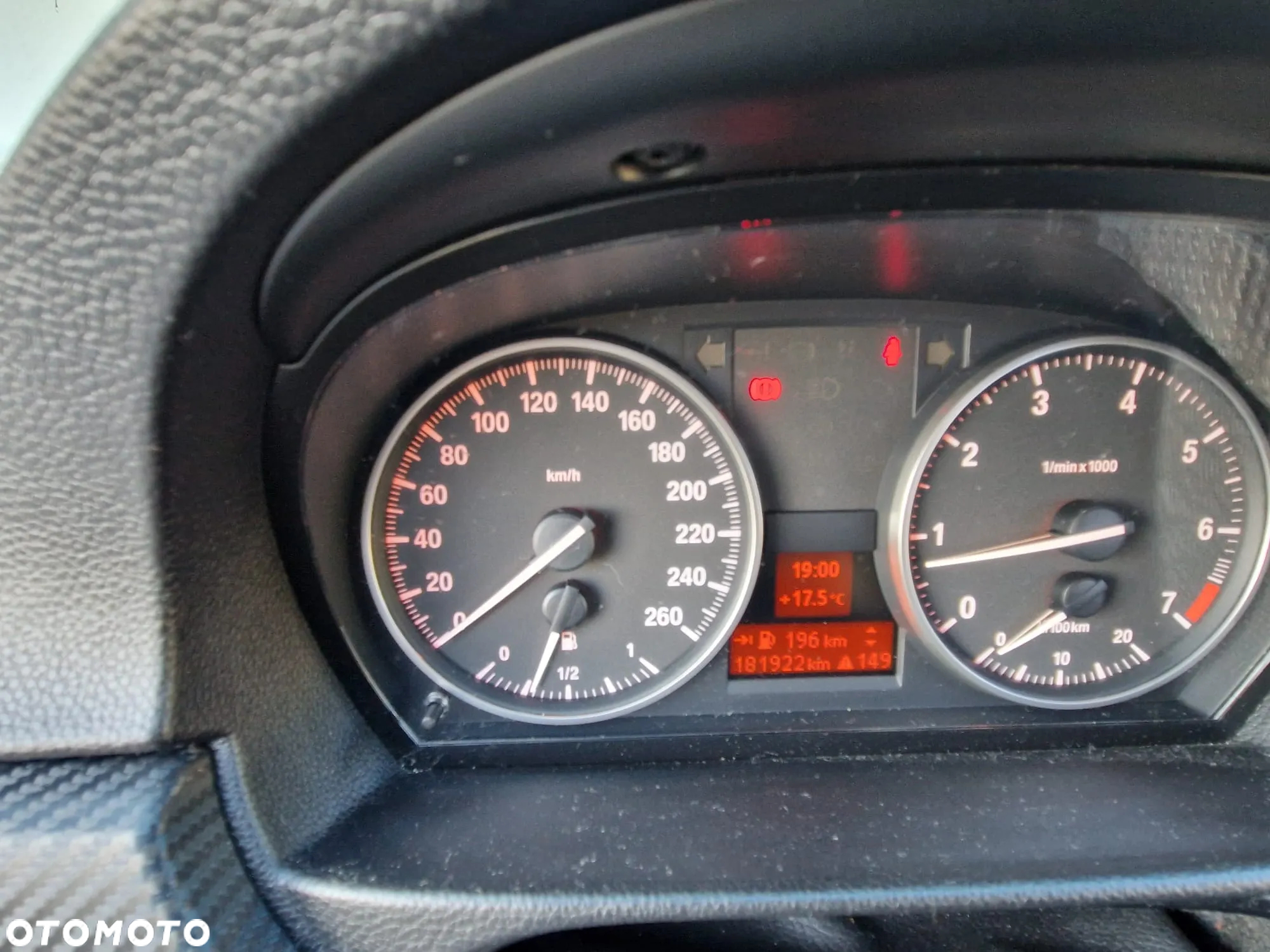 BMW Seria 3 318i - 9