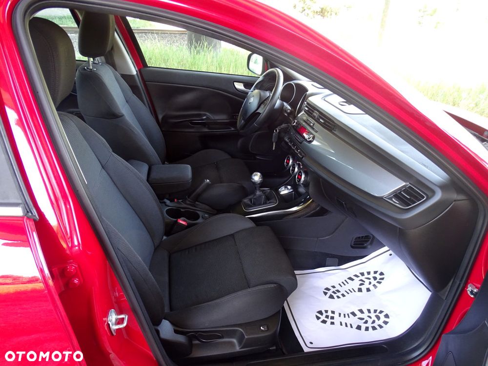 Alfa Romeo Giulietta 1.4 TB 16V Multiair - 12